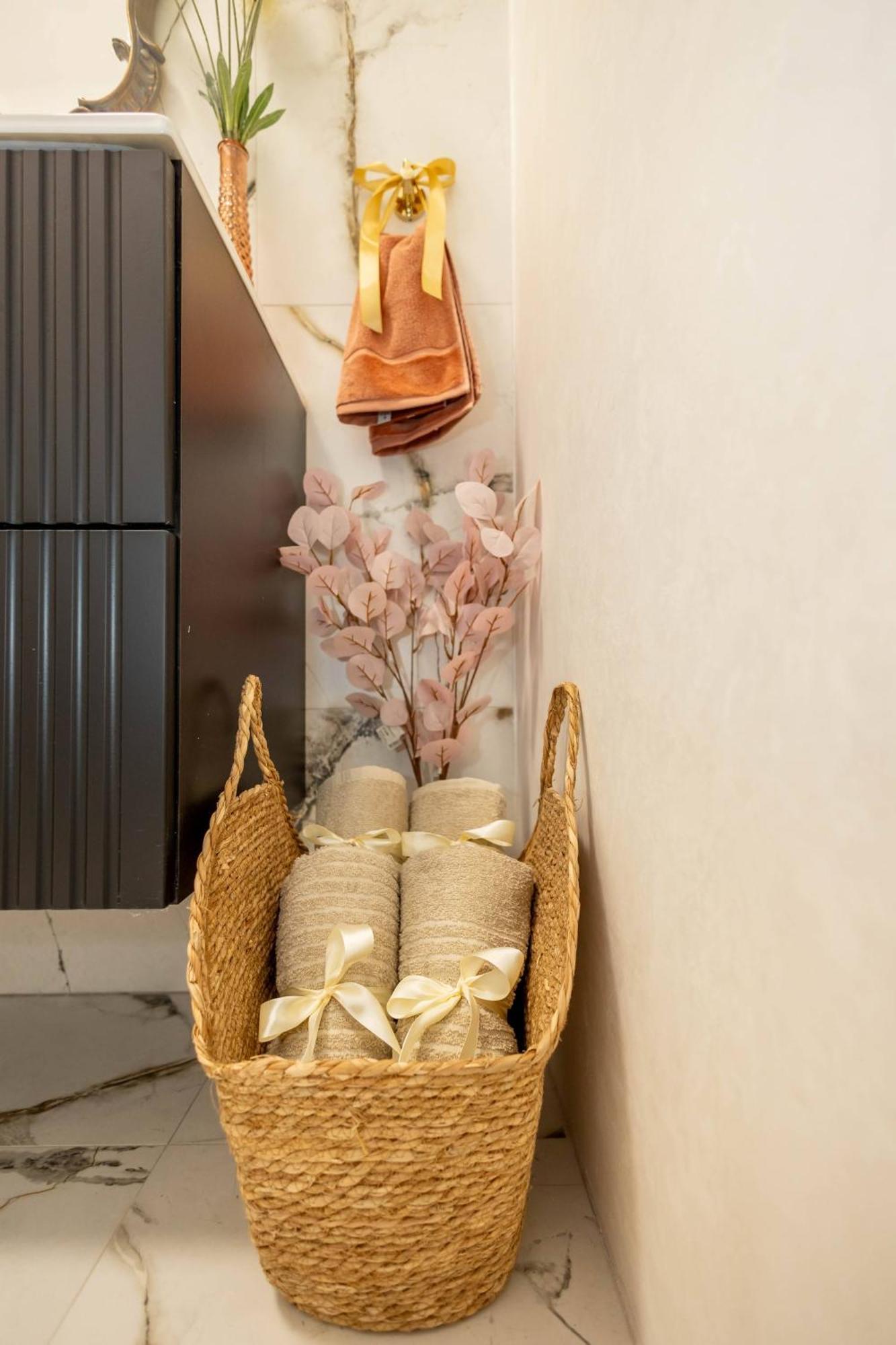 New, Stylish And Spacious Apartment Pressburg Exterior foto